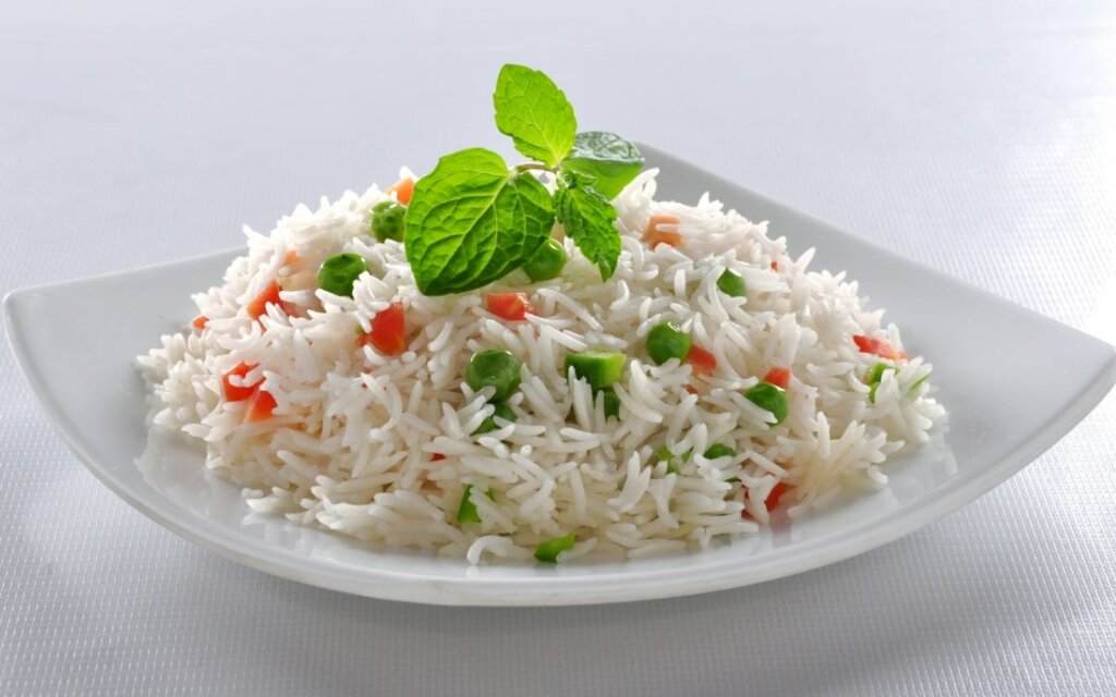 كيف تأكل الأرز أثناء محاولة إنقاص الوزن!